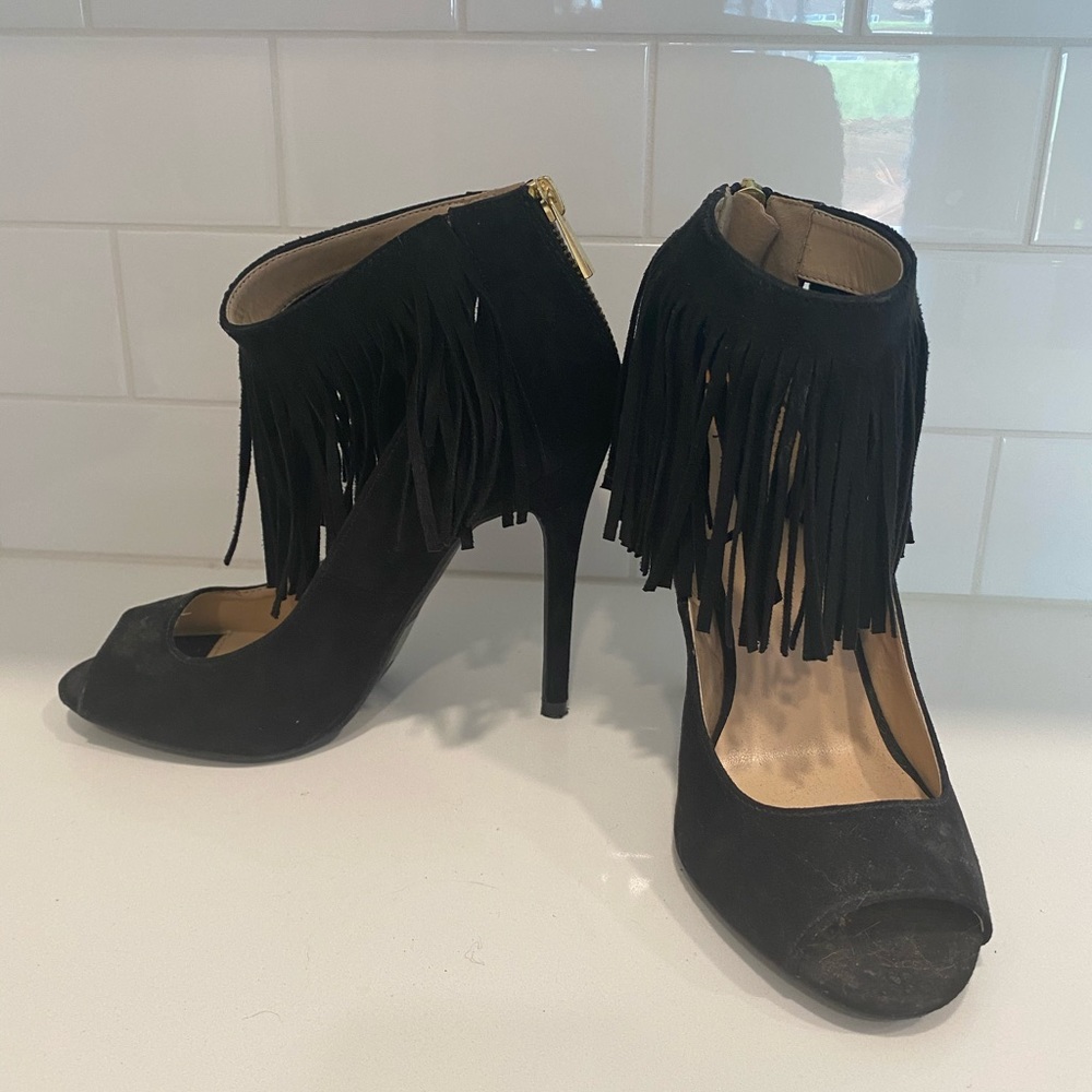 Qupid tassel pumps